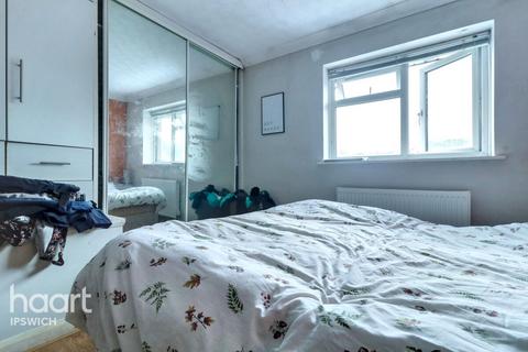 2 bedroom end of terrace house for sale, Foresters Walk, IPSWICH