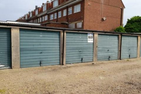 Garage to rent, Buxton Road, Ramsgate CT12