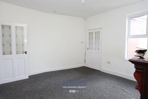 11 Buffery Road, Dudley, DY2 8EA
