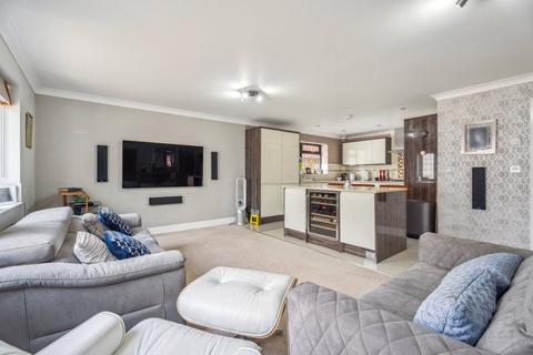 2 bedroom apartment for sale, London View, 211 - 213 Swakeleys Road, Ickenham, UB10