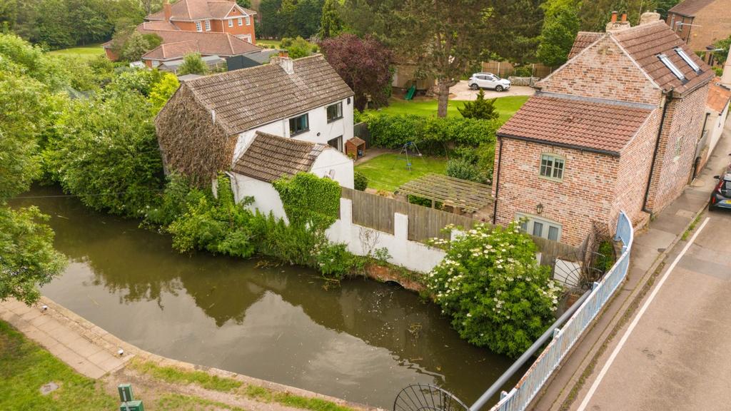 Cottage &amp; Mill House