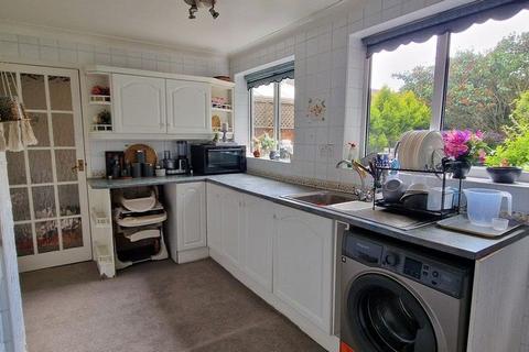 2 bedroom semi-detached house for sale, Corona Drive, Hull HU8