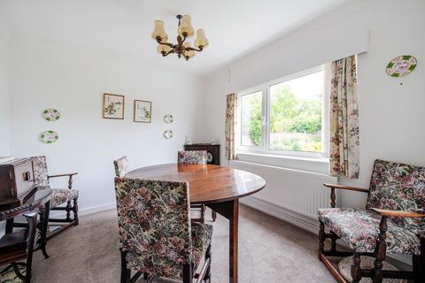3 bedroom bungalow for sale, Yarnolds, Cheltenham GL51