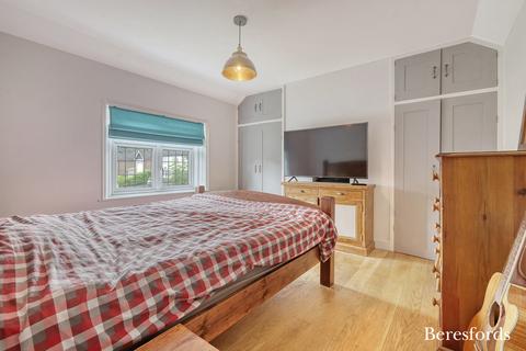 1 Thorndon Cottages Thorndon Gate, Ingrave, Brentwood, CM13 3RG