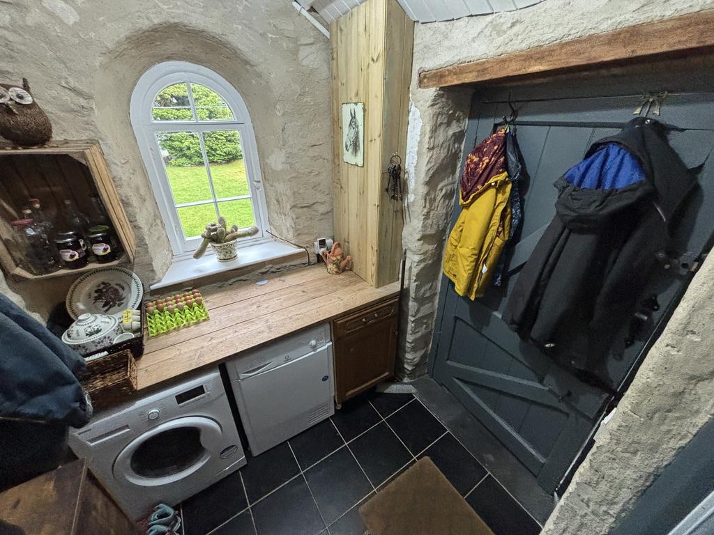 Entrance porch