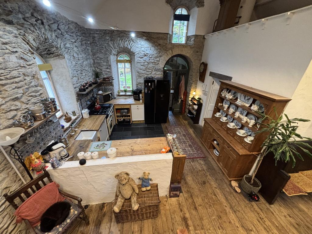 Kitchen area (second image)