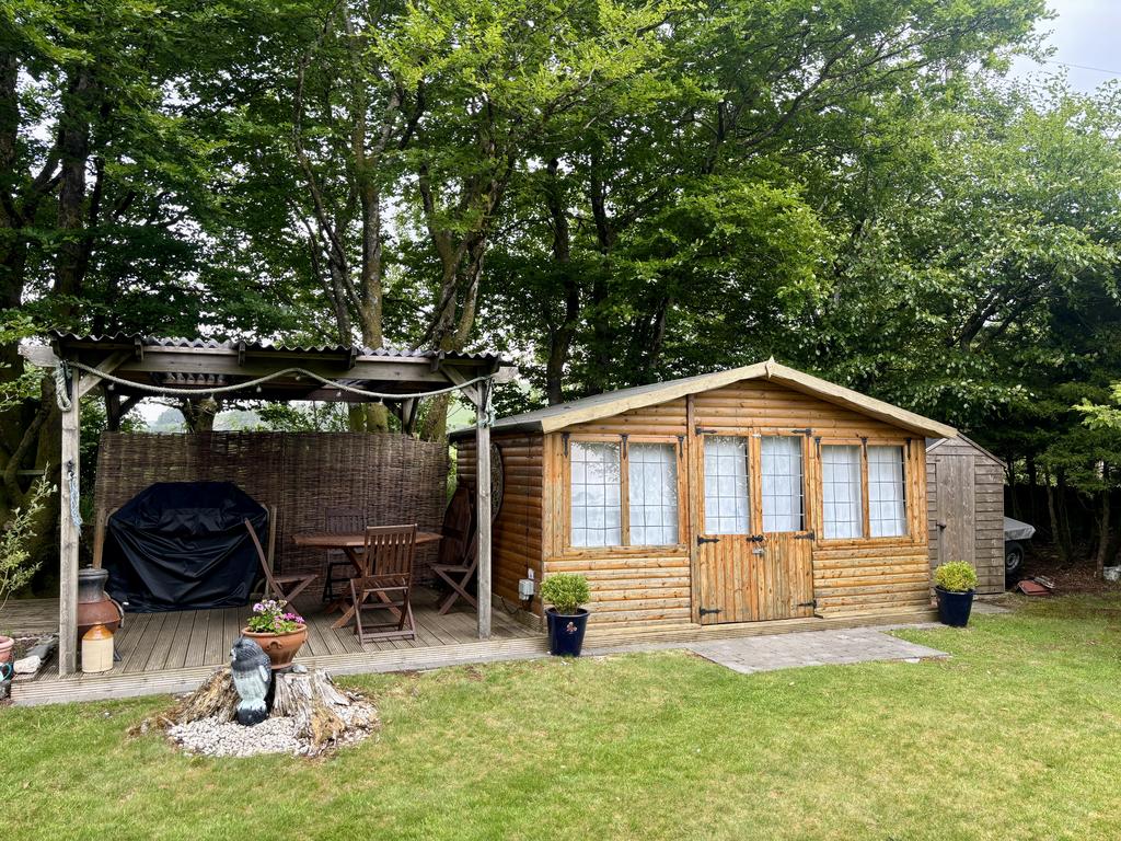 Log cabin