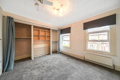 3 bedroom end of terrace house for sale, Brathway Road, Southfields, London, SW18