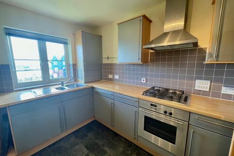 2 bedroom flat for sale, West Quay, Newhaven