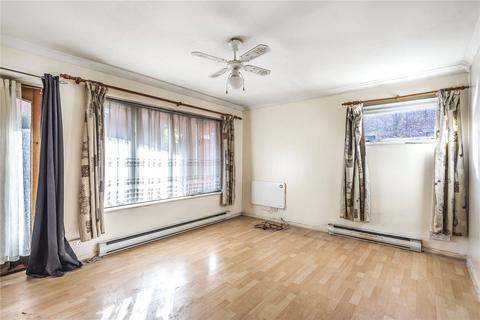 1 bedroom apartment for sale, Ambleside Walk, Uxbridge, Middlesex