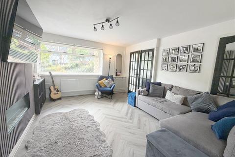 3 bedroom semi-detached house for sale, Severn Road, Heywood, Greater Manchester, OL10