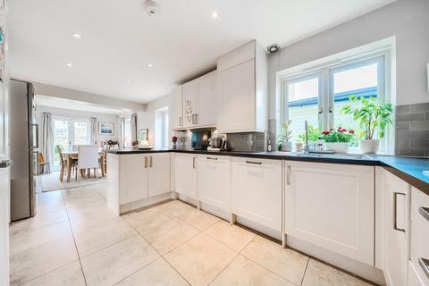 5 bedroom end of terrace house for sale, Cooper Mews,  Witney,  OX28