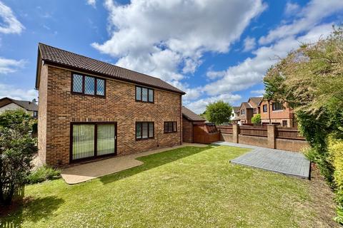 4 bedroom detached house for sale, Drew Close, Talbot VIllage, Poole, BH12