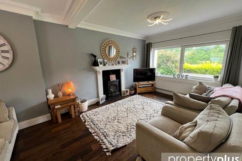 undefined, Maindy Cresent, Ton Pentre, Rhondda Cynon Taff, CF41