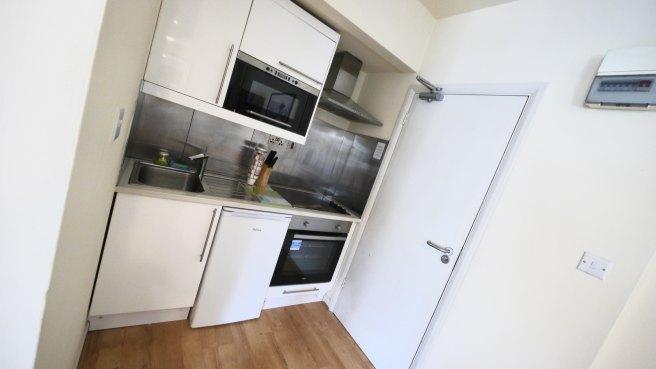 Brondesbury-park-nw6-7ay-981178