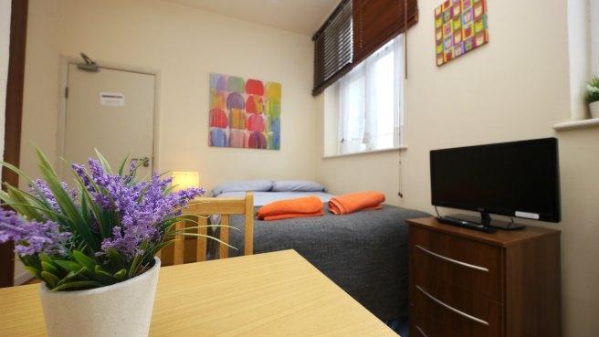 Brondesbury-park-nw6-7ay-981389