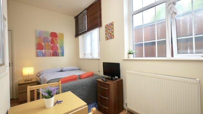 Brondesbury-park-nw6-7ay-981391