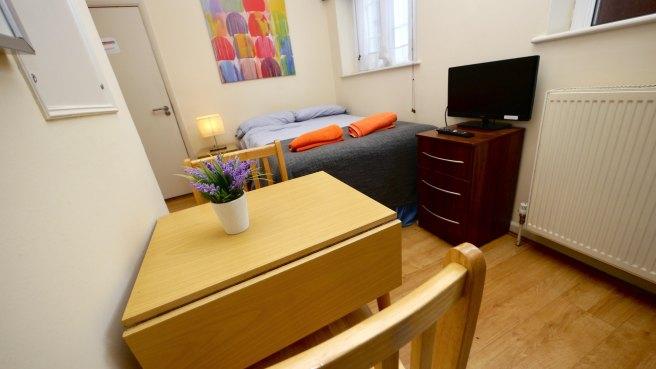 Brondesbury-park-nw6-7ay-981378