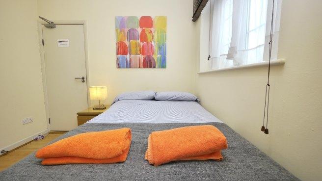 Brondesbury-park-nw6-7ay-981386