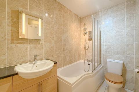 1 bedroom apartment to rent, Bluecoat Court, Hertford