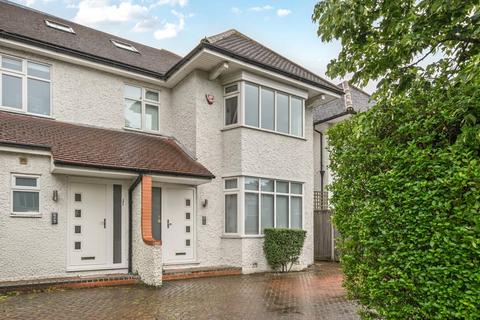 10 The Ridgeway, London, NW11 8TB