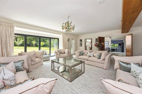Fairleads Wheatsheaf Enclosure, Liphook, GU30 7EJ