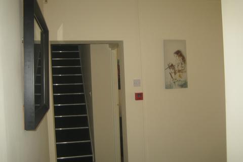 6 bedroom flat to rent, Davenport Avenue, Manchester M20
