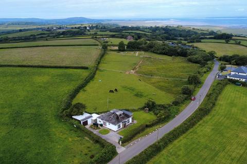3 bedroom detached bungalow for sale, Penuel, Llanmorlais, Swansea, City And County of Swansea.