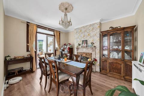 48 Leysdown Road, London, SE9 3NB