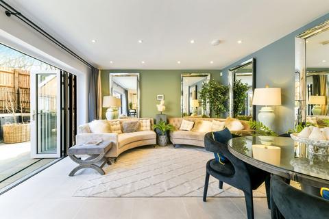 2 bedroom semi-detached house for sale, Pendleton Place, Redhill RH1