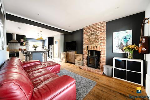2 bedroom semi-detached house for sale, Stoughton Road, Surrey GU2