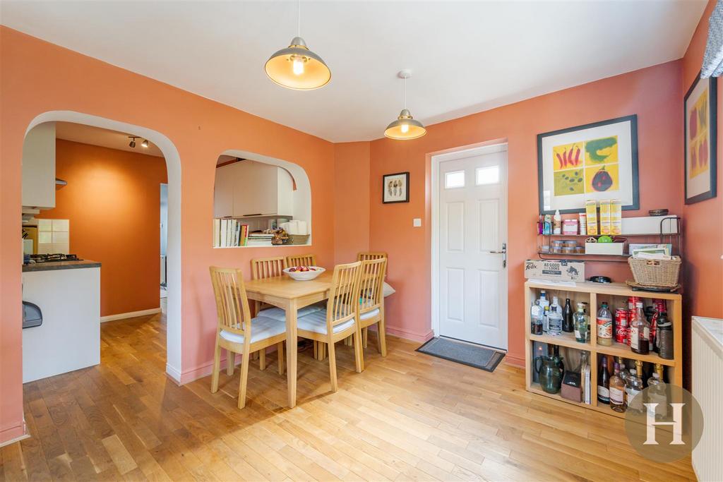 Hadleigh Estate Agents-10.jpg