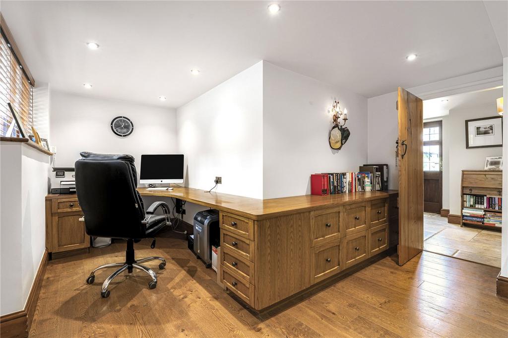 Studio/Office