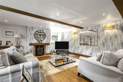 5 bedroom detached house for sale, Englands Cottage, 74 Upper Harlestone, Northampton, Northamptonshire, NN7