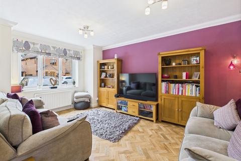 54 Docklewell Close, Towcester, NN12 6JF