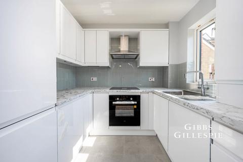 1 bedroom flat to rent, Uxbridge Road, Pinner, HA5