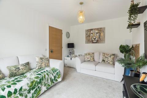 77 Lady Nancy Crescent, Blantyre, Glasgow, G72 9BD