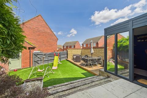 3 bedroom detached house for sale, Drake Way, Pineham, NN4 9EL