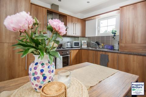 42 Belfast Quay, Irvine, KA12 8PR