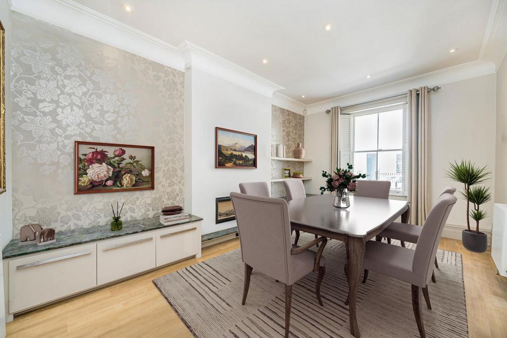 Dining room, fireplace