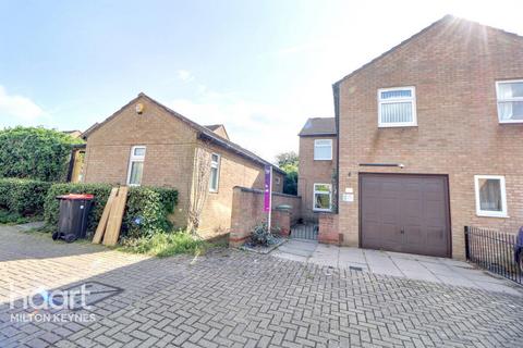 3 bedroom end of terrace house for sale, Carlina Place, Milton Keynes