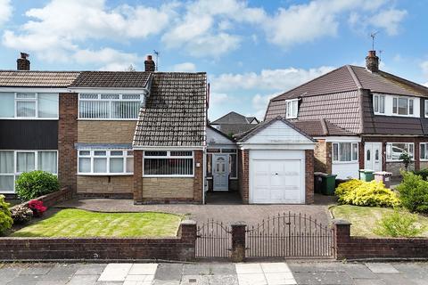 2 bedroom semi-detached house for sale, Kinross Avenue, Garswood, Wigan, WN4 0UB