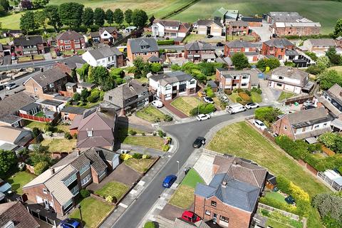 2 bedroom semi-detached house for sale, Kinross Avenue, Garswood, Wigan, WN4 0UB