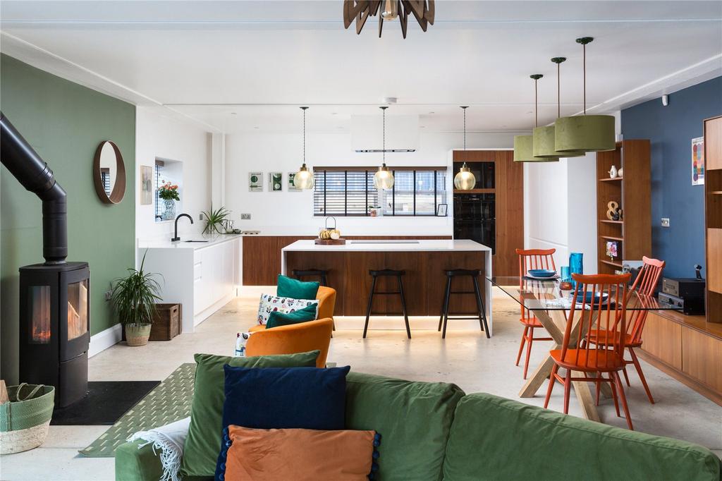 Kitchen/Living