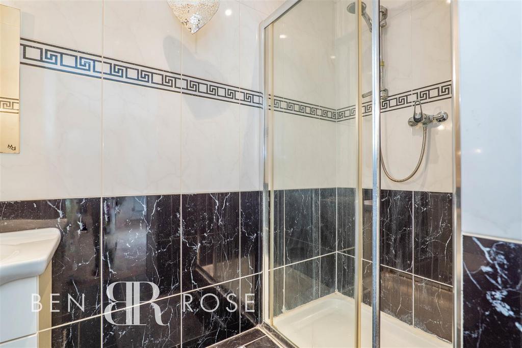Bedroom Two Ensuite