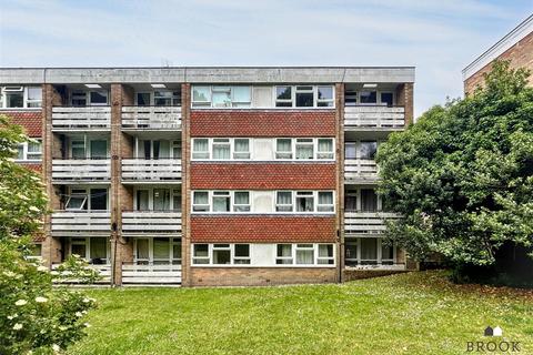 Hamsey Close, Eastbourne BN20