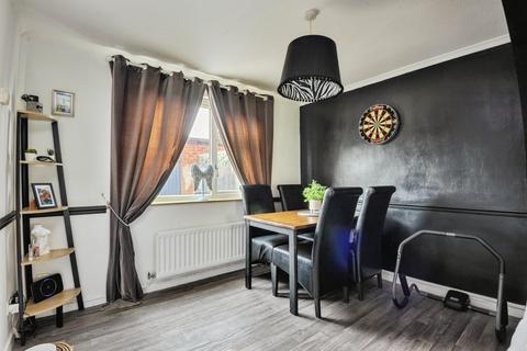 70 Ashton Drive, Frodsham, WA6 7PX