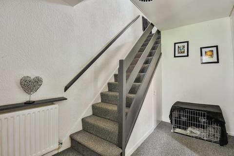 70 Ashton Drive, Frodsham, WA6 7PX