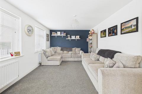 60 Bowthorpe Drive, Brockworth, Gloucester, GL3 4FS