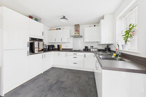 60 Bowthorpe Drive, Brockworth, Gloucester, GL3 4FS